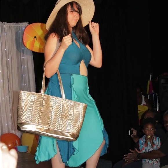 Custom Halter dress - Picture 1 of 5